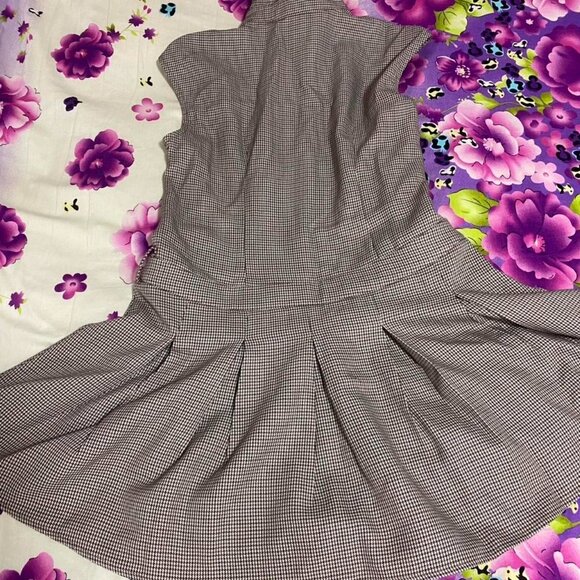 Brownish Grey Pleated Mini Dress - Size L - Picture 2 of 2